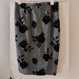 Velvet Black and Grey Pencil Skirt | WHBM | 00